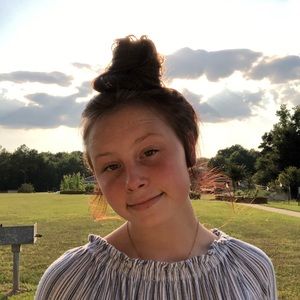 Meet your Posher, Alyssa